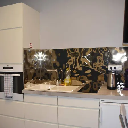 Casa de Férias In Eiffel Tower & Champs Elysees